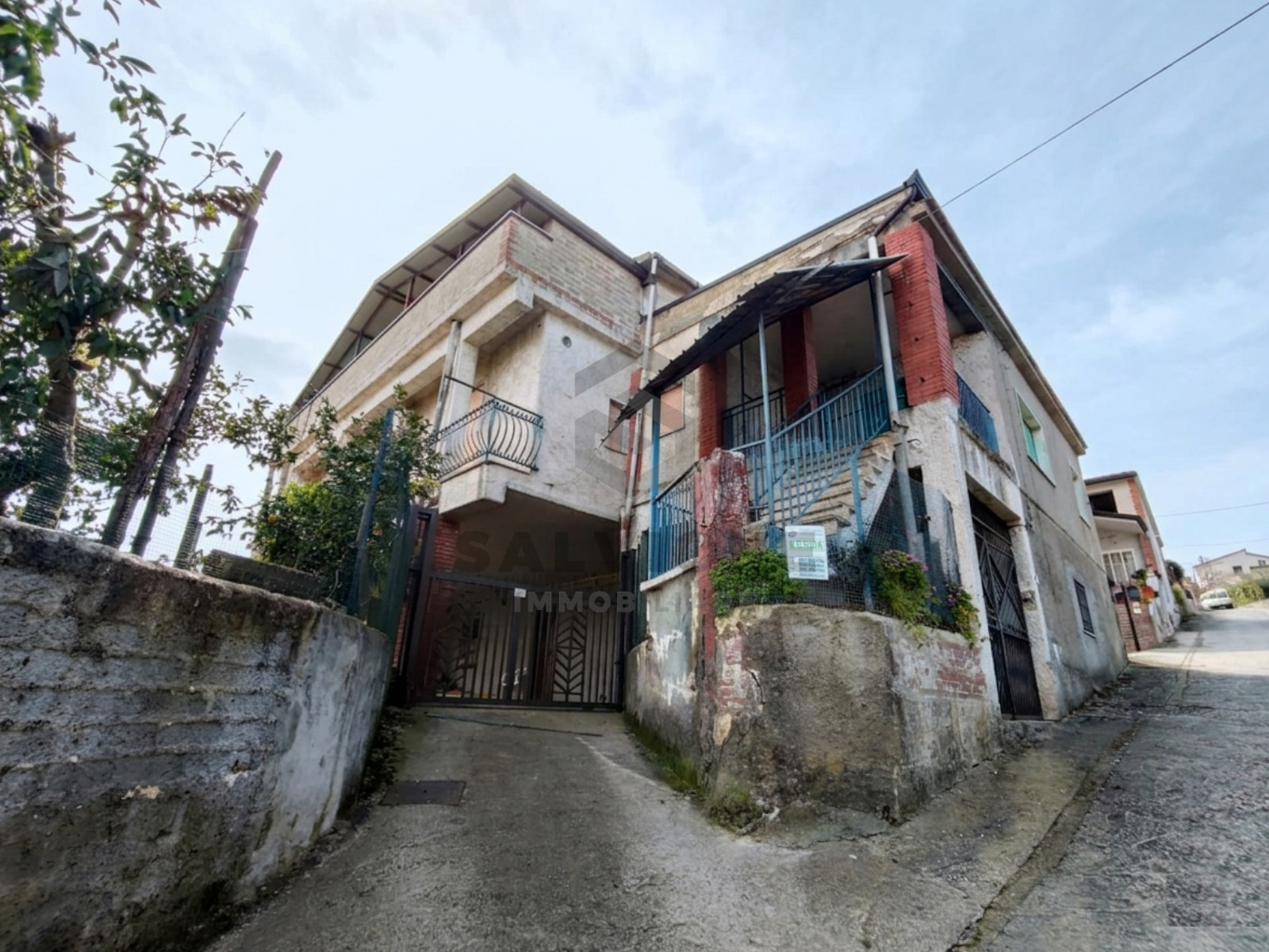 Casa Indipendente in vendita a Ruviano via Volturno